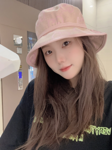 Gucci Jumbo GG Canvas Bucket Hat Pink