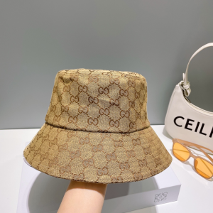 Gucci Beige GG Supreme Canvas Bucket Hat
