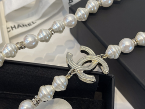 Chanel CC Logo Pearls Necklaces