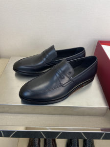 Bally Classic Leather Loafers Black