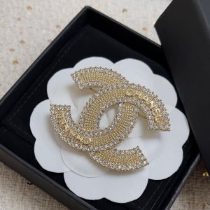 Chanel Crystals CC Logo Brooch Gold