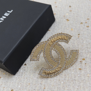 Chanel Crystals CC Logo Brooch Gold
