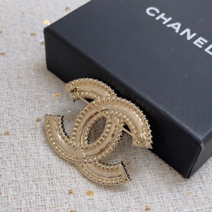 Chanel Crystals CC Logo Brooch Gold