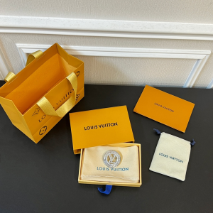 Louis Vuitton Crystal CC Round Brooch