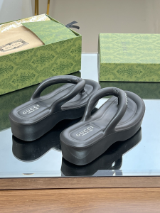 Gucci Black Rubber Thong Sandal