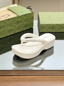 Gucci Black Rubber Thong Sandal