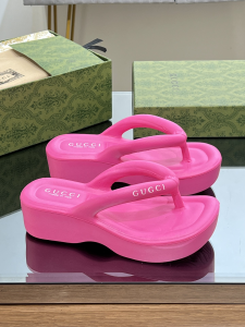 Gucci Pink Rubber Thong Sandal