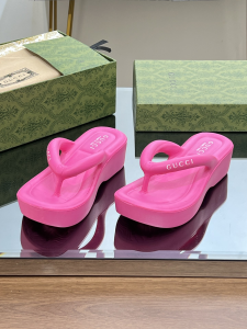 Gucci Pink Rubber Thong Sandal