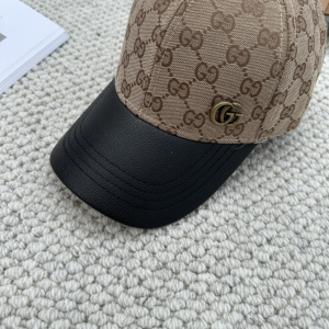 Gucci Beige GG Canvas Baseball Hat