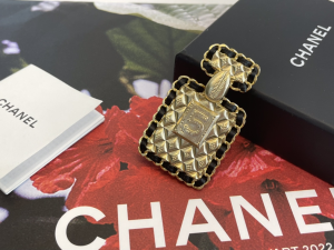 Chanel Gold Bottle Brooch