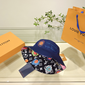 Louis Vuitton Monogram Black Bucket Hat
