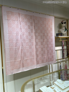 Gucci GG Silk Shawl Scarf Pink