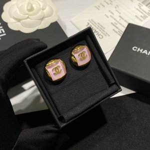 Chanel CC Log Square Earrings Pink