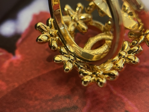 Chanel Gold CC Flowers Rings