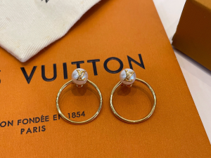 Louis Vuitton LV Spiral Gold Earrings