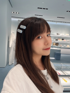 Miu Miu Logo Detailed Hair Clip