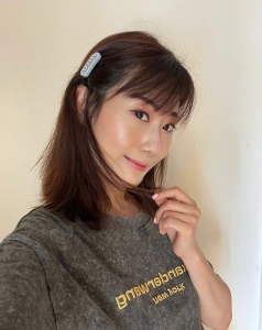 Miu Miu Logo Detailed Hair Clip