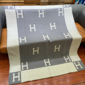 Hermes Avalon Baby Blanket Gray White Cashmere Wool Hermes Avalon Baby Blanket Gray White Cashmere Wool