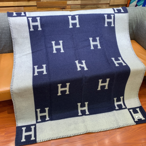 Hermes Avalon Baby Blanket Navy White Cashmere Wool Hermes Avalon Baby Blanket Navy White Cashmere Wool