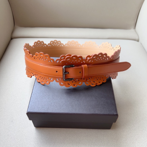 ALAIA Bustier Laser Cut Openwork Small Brown Leather Vienne Corset Belt 70MM ALAIA Bustier Laser Cut Openwork Small Brown Leather Vienne Corset Belt 70MM