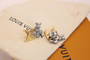 Louis Vuitton LV Gram Earrings