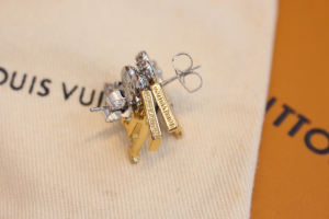 Louis Vuitton LV Gram Earrings