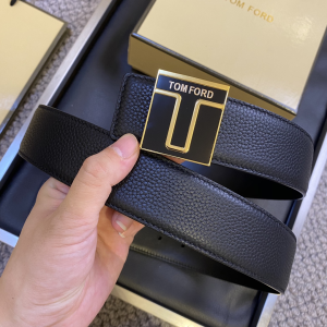 Tom Ford Insert T Buckle Black Grained Calfskin Leather Belt 40MM Tom Ford Insert T Buckle Black Grained Calfskin Leather Belt 40MM