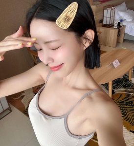 Miu Miu Raffia Hair Clip Natural