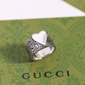 Gucci Heart Wide Band Rings