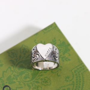 Gucci Heart Wide Band Rings