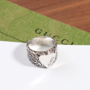 Gucci Heart Wide Band Rings
