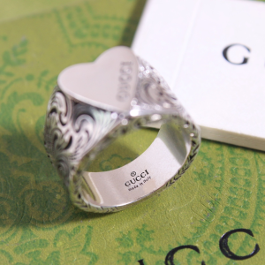 Gucci Heart Wide Band Rings