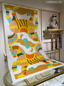 Hermes Horse Cashmere Silk Shawl Scarf White Hermes Horse Cashmere Silk Shawl Scarf White