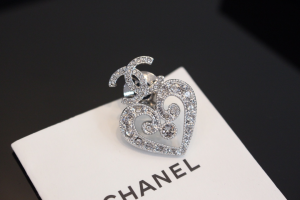Chanel Crystals CC Heart Earrings