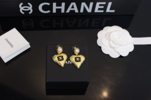Chanel Gold Heart CC Black Earrings
