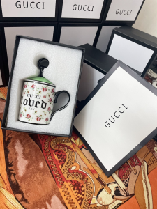 Gucci Rose Floral lidded Mug