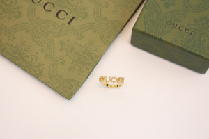 Gucci Crystal Letter Logo Rings Gold