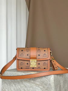 MCM Medium Tracy Crossbody Bag Brown MCM Medium Tracy Crossbody Bag Brown