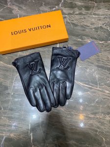 Louis Vuitton Black LV Shadow Classic Gloves