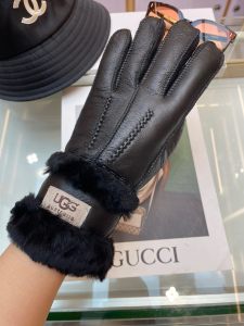 UGG Double Cuff Sheepskin Gloves Black