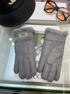 UGG Double Cuff Sheepskin Gloves Gray