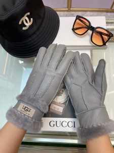 UGG Double Cuff Sheepskin Gloves Gray