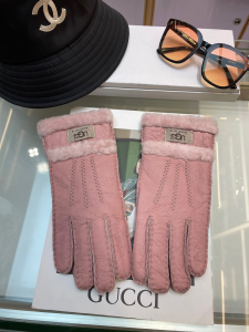 UGG Double Cuff Sheepskin Gloves Pink