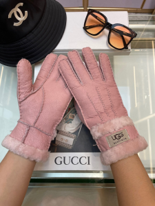 UGG Double Cuff Sheepskin Gloves Pink