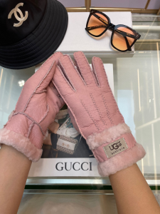 UGG Double Cuff Sheepskin Gloves Pink