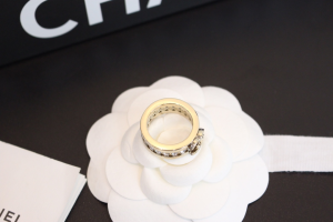 Chanel CC Diamonds Rings