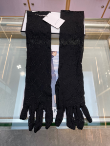 Gucci Black GG Lace Long Sleeve Gloves