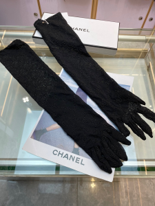 Gucci Black GG Lace Long Sleeve Gloves