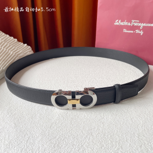 Ferragamo Reversible and Adjustable Gancini Black Calfskin Leather Belt 35MM Ferragamo Reversible and Adjustable Gancini Black Calfskin Leather Belt 35MM