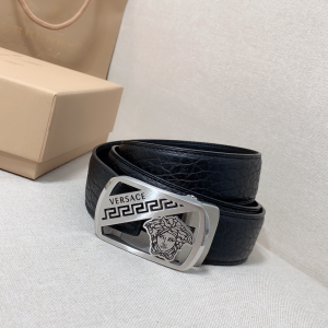 Versace Medusa Buckle Black Leather Belt 35MM Versace Medusa Buckle Black Leather Belt 35MM